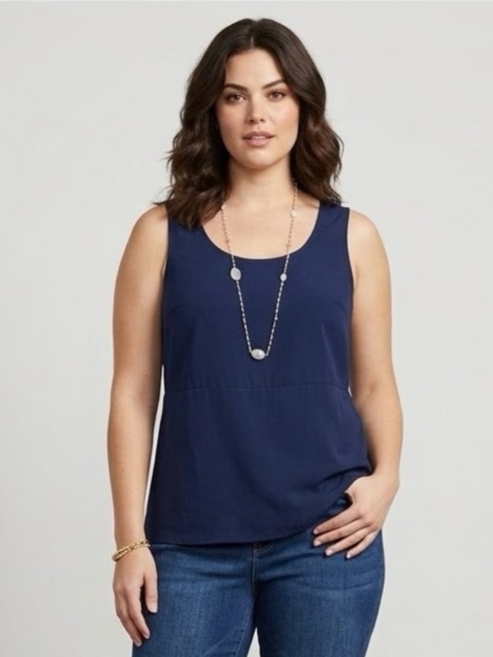 🆕 Colleen Lopez Navy Sleeveless Women's Tank(Bust 38”
Length 25”)